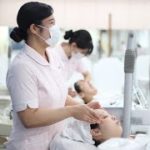 ビューティ・ウェディング科　エステティック授業風景