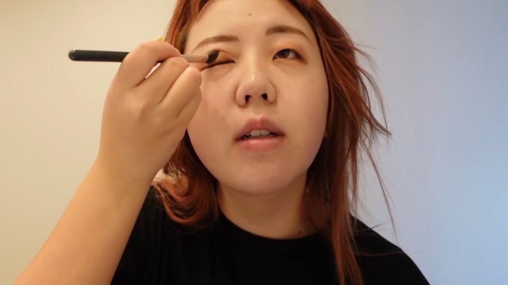 一重のテラコッタメイクをします盛れる