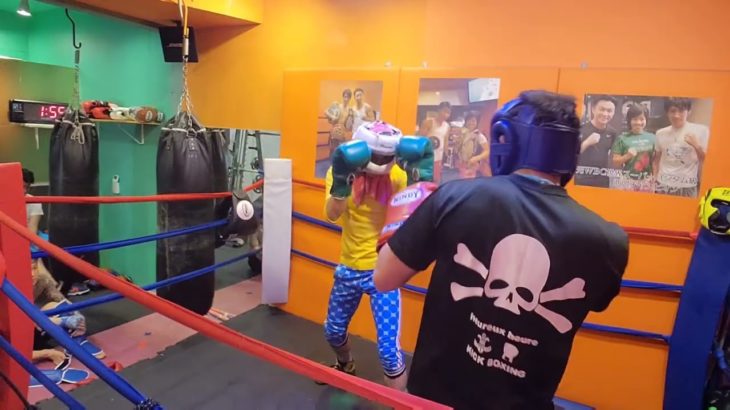 #キックボクシング#ボクシング#入会募集#体験#ダイエット#減量#ストレス解消#筋トレ#チャンピオン#kickboxing #大阪#キックボクシングジム#ウルーウールジム#boxing