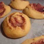 【低糖質】混ぜて焼くだけ！ダイエットシナモンロールの作り方【糖質制限】