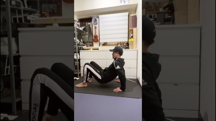 たるんだ後ろ姿にはこれ！！ #ダイエット #ダイエット筋トレ毎日メニュー #産後ケア #産後ダイエット #産後トレーニング #産後太り #痩せる #痩せる方法