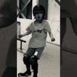 【sk8ムービーNo.11】kickflipfsbluntslide初メイク