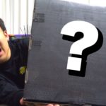 巨大な黒い箱が届いたけど中身なに？？
