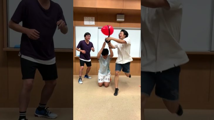 パスして爆発から逃れろ！時限爆弾チャレンジ！！ #shorts