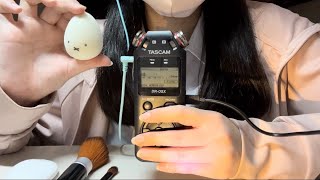 【ASMR】高校生がメイクブラシとパフでマイクブラッシングやってみた！【囁き声】