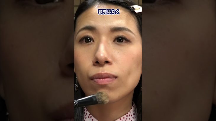 ハイライトメイク解説の決定版❗️その目的から、順序、入れ方のポイントまで。もともと難しいテクニックではないので、このショートだけで習得できる人も多いはず✌️メイクレベルを一つ上げて、街に出掛けよう😄