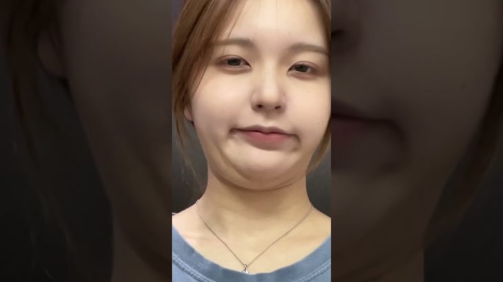これをやれば簡単に小顔になれます…？ #メイク #検証 #美容 #makeup #makehacks