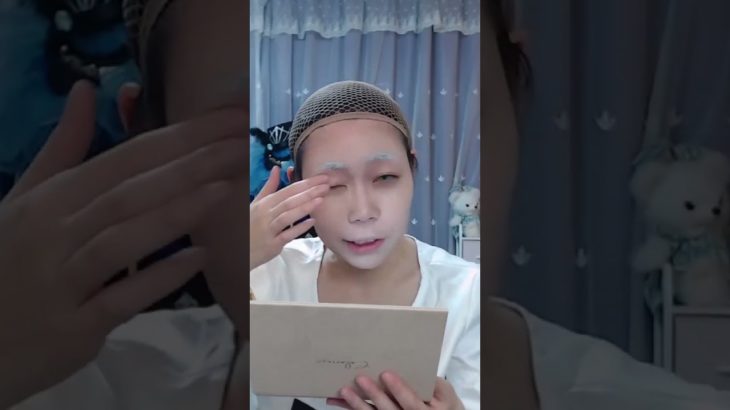 葬送のフリーレンになりたいコスプレメイク(アニメ見てドハマりした。ヒンメルとの関係性が尊過ぎて大変しんどい)#cosplayer #cosplay #メイク