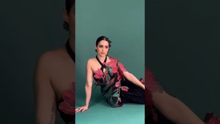 GRACEFUL 💕 #sanyamalhotra slays with beauty in a #saree #shorts