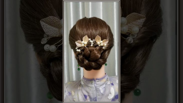 easy and stylish hairbun style 😍👌#youtubeshorts #fashion #beauty #uniquebun #beautifulbun #hairstyle