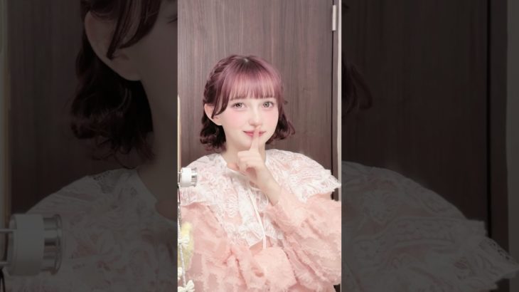 服も髪もメイクも全部ピンク🩷 #fruitszipper #早瀬ノエル