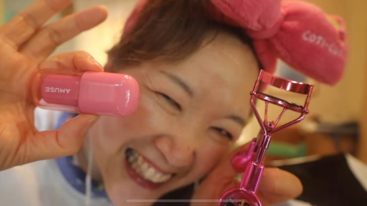 【ASMR】お母さんが新しいメイク用品使ってメイクアップしてあげるね💄