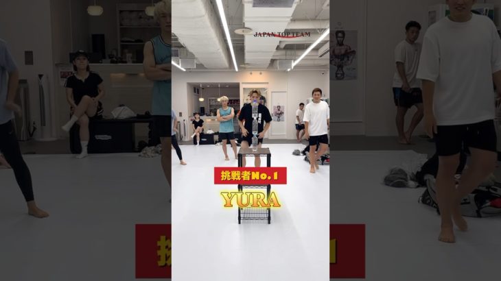 【検証】格闘家がペットボトルチャレンジに挑戦してみた#shorts