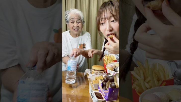 【敬老の日に87歳のおばあちゃんとペットボトルチャレンジしてみた🔥】#ペットボトルチャレンジ　#おばあちゃん　#おやつ