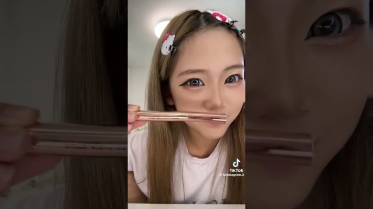 メイクしてるとこも可愛い♥️みんなの推しは？コメントに書いてね