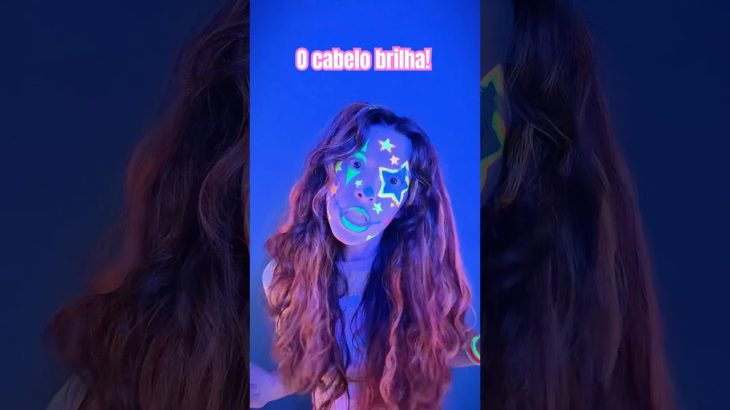 Trend maquiagem NEON