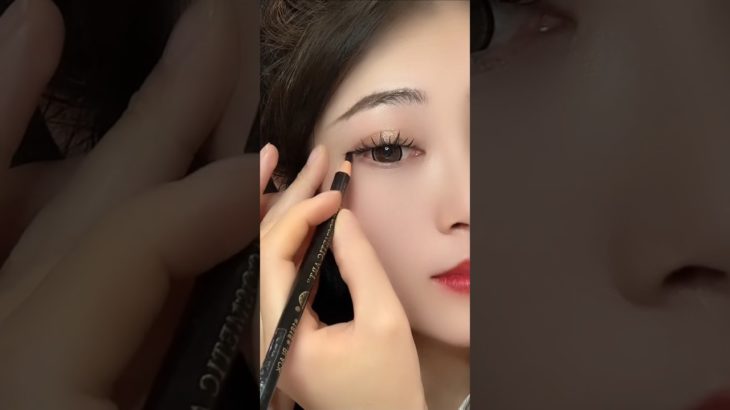 eyeliner makeup Tutorial, Beauty Tips #beauty