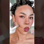 model cheeks hack😱🤯#makeup #makeuptutorial #beauty #lipsticktutorial #shorts #hack #contouring #like