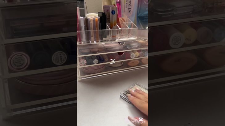 みんなはどの閉め方？！#コスメ#メイク