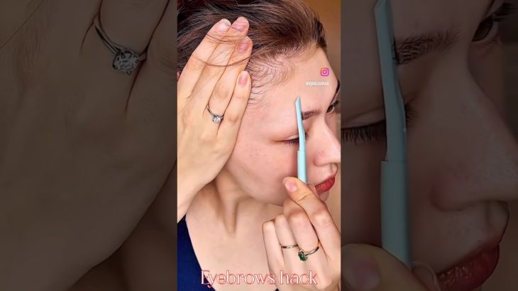 Eyebrow hack #trending #viral #hack #beauty #makeup