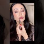 Lábios com volume e brilho usando Fenty Beauty + Ruby Kisses | Lip combo sofisticado! #shorts