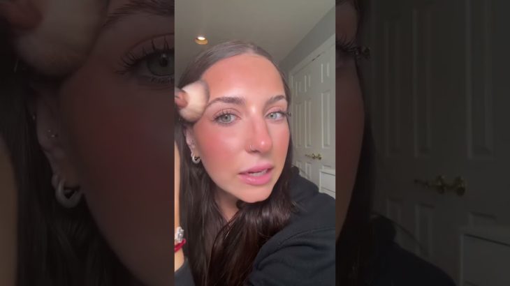 NEW Sacheu beauty contour stain for fade proof contour!! I’m wearing shade “giving boss” Beauty US