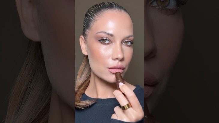 #makeup #makeupartist #makeuptutorial #makeupshorts #beautymakeup #beauty