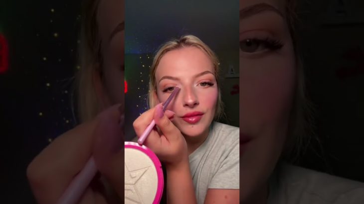 that GLOW🙌🏼✨ #highlight #makeup #beauty #tiktokshopcreatorpicks