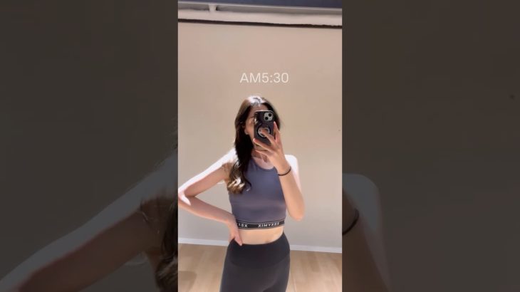 “豆腐”ダイエットレシピを発信してます✨シオリです。この夏ボディメイクの大会に初めて出場することになりました🔥豆腐で一緒に美ボディ作りましょう🤍#ダイエットレシピ #豆腐ダイエット #ダイエット