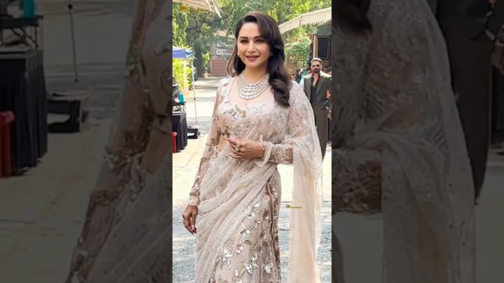 MADHURI DIXIT BEAUTY AT ITS PEAK AND SHINING 🌹🌹🌹