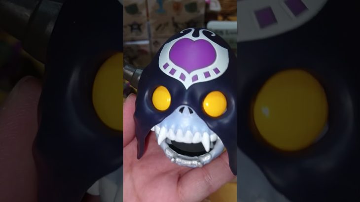 ジョジョ１番くじラスワンほしくてGETしてきたよ🌟　ペットショップのデスクマスコットが最高にかっこいい✨️🦅