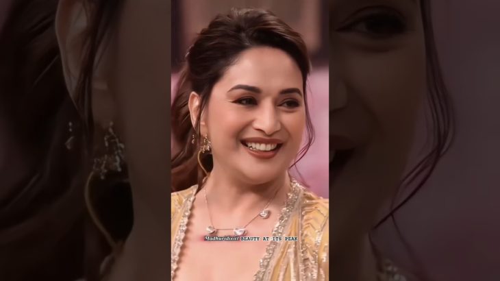 MADHURI DIXIT BEAUTY QUEEN OF BOLLYWOOD BEAUTY AT ITS PEAK 💞