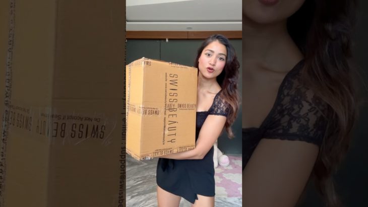 Unbox Biggest Mystery Box from Swiss Beauty 😍 OMG
