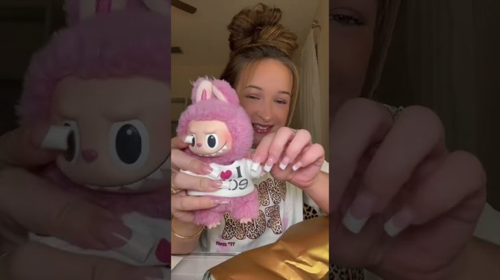 @Dove Beauty & Personal Care THIS IS SO ICONIC!!? 😭🫧 #labubu #dove #unboxing #girlytips #fyp