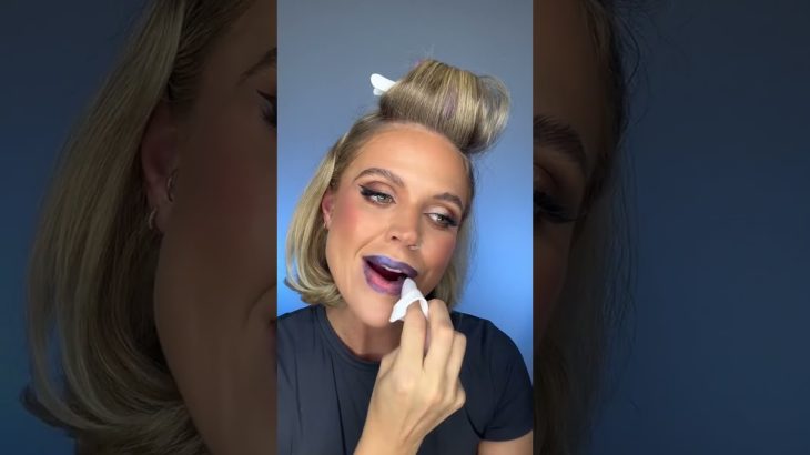 The Coolest Lip Stain Ever? Must-Try Beauty Hack #lipstain #beautyhack