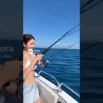 【釣りガール】クルーザーで海釣り！今日の大物！