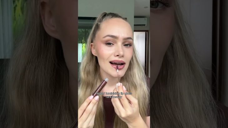 Lip gloss rare beauty blaze