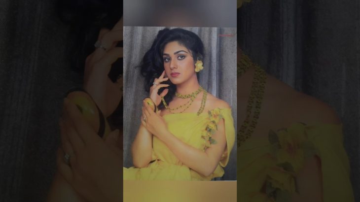Meenakshi Seshadri: The 80s Beauty Queen of Bollywood #shorts #trending