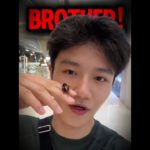 This Guy Has a Pet Bee That Follows Him Everywhere 😳