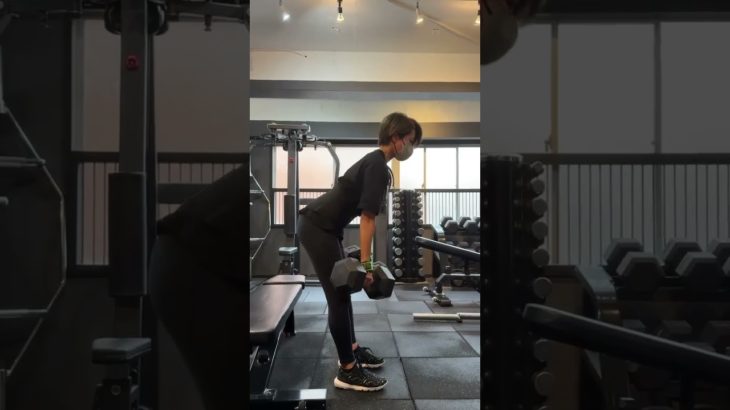 【指導風景スティッフレッグデッドリフト】田中トレーナー#広島　パーソナルジム#ダイエット#リバウンド防止#女性#広島市中区#広島市西区#ナンバーワン#個室#筋トレ#安い#女性#広島市安佐南区