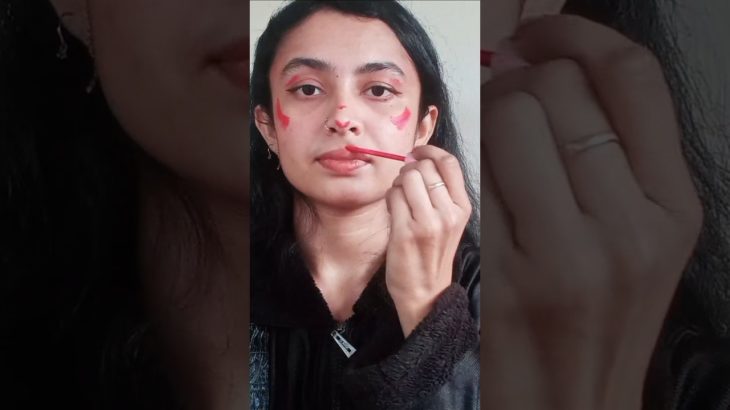 It’s a korean make-up hacks🫣 #makeup #short #shorts #ytshorts #youtubeshorts