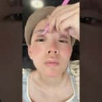 The Easiest Way to Put On False Lashes