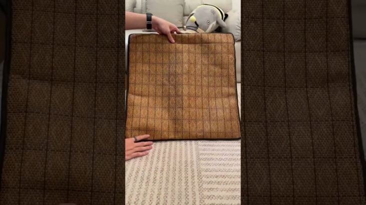 愛らしいデザイン♡ ペット専用の小さなテント #ペットテント #可愛いペット用品 #プライベート空間 #癒しのコーナー