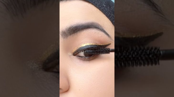 Eyebrow Shape Hack & Eye Makeup Hack 🔥 | Easy Beauty Tricks#ytshorts