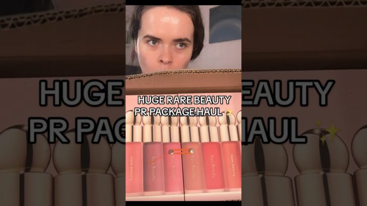 HUGE RARE BEAUTY PR PACKAGE UNBOXING HAUL 😱