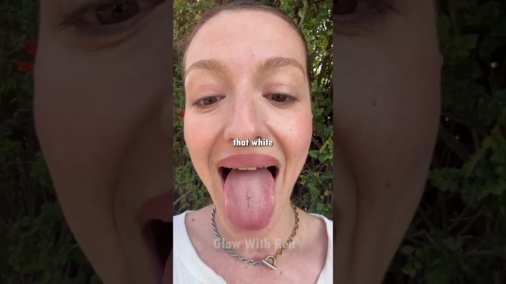 The Craziest Beauty Product Ever! Tongue Tint Review 💥