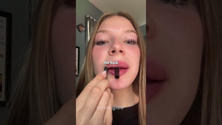 Freeze Your Makeup! 🤯 Genius Beauty Trick!
