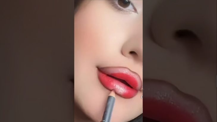 #hack #makeup #lipstick #beauty #lipsticktutorial #virelhacks #youtubeshorts #amazinghacks #yt